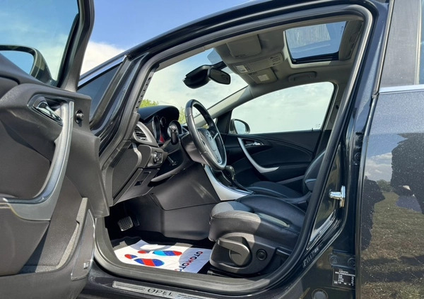 Opel Astra cena 29900 przebieg: 218000, rok produkcji 2014 z Rawa Mazowiecka małe 191